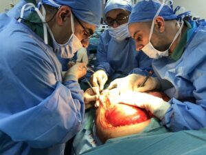 Doctors remove 3.5kg kidney tumour in Dubai